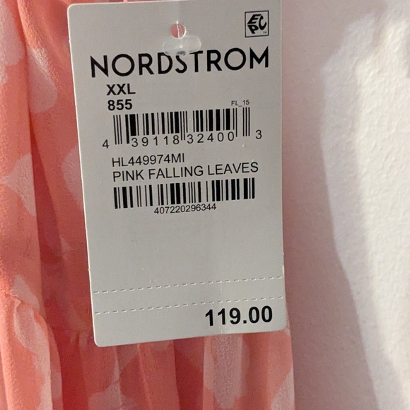 New Chelsea28 Light Pink Floral Dress NWT - Picture 5 of 7